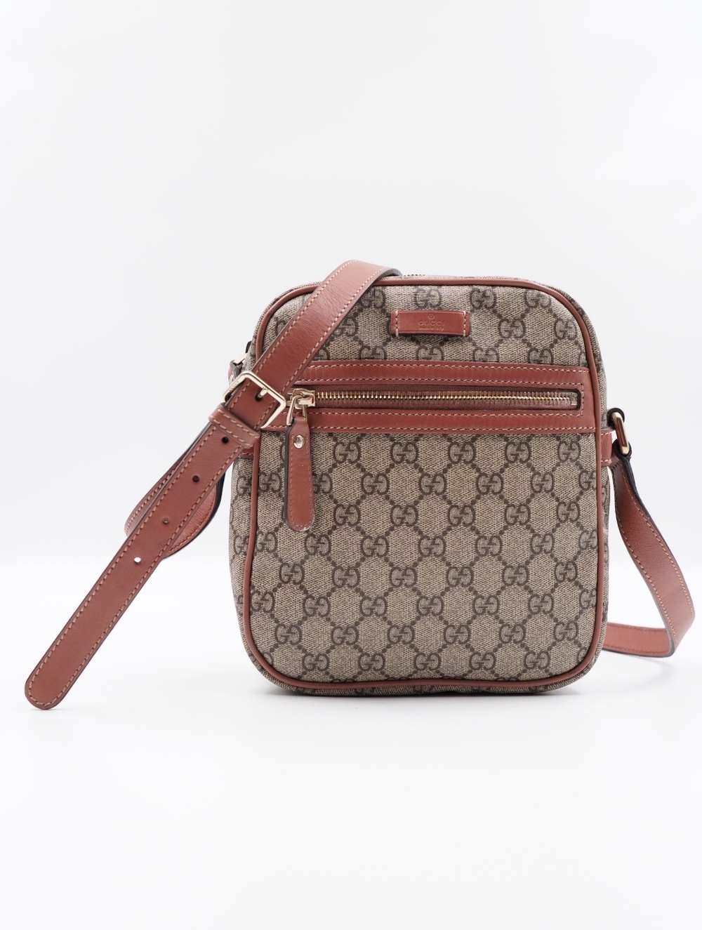 BZ01 💗 GUCCI GG Plus Monogram small Messenger Bag